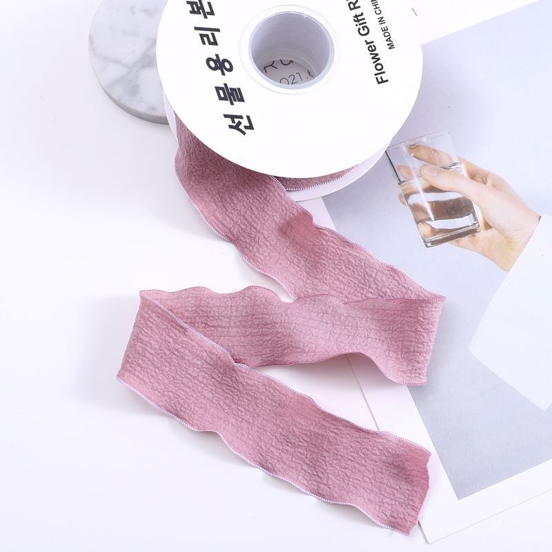 SP-fish-tail shaped ribbon，pleated shaped ribbon，wavy-edge organza ribbon，fresh flower packaging materials，bouquet ribbon