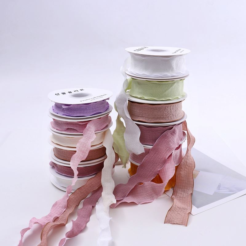 SP-fish-tail shaped ribbon，pleated shaped ribbon，wavy-edge organza ribbon，fresh flower packaging materials，bouquet ribbon