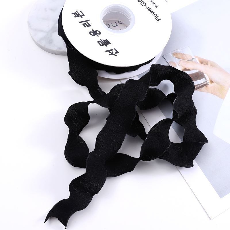 SP-fish-tail shaped ribbon，pleated shaped ribbon，wavy-edge organza ribbon，fresh flower packaging materials，bouquet ribbon